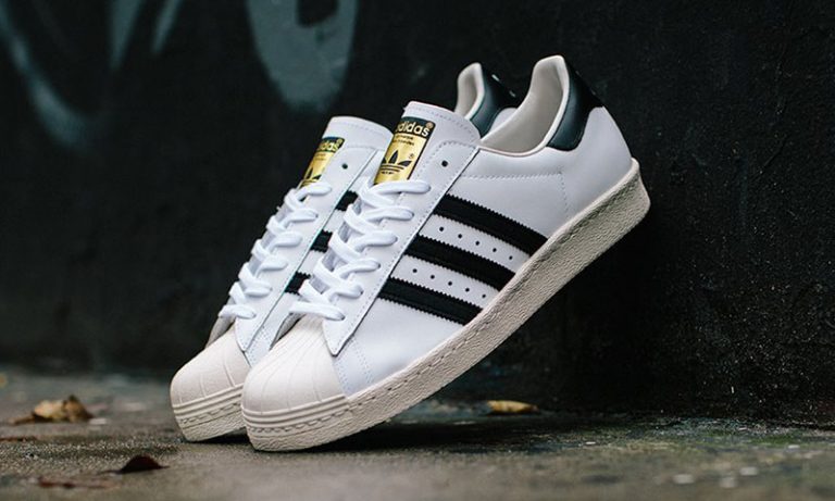 9 Classic Sneakers That Will Never Go Out of Style - Urbasm