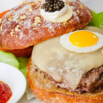 Le burger extravagant - Urbasm