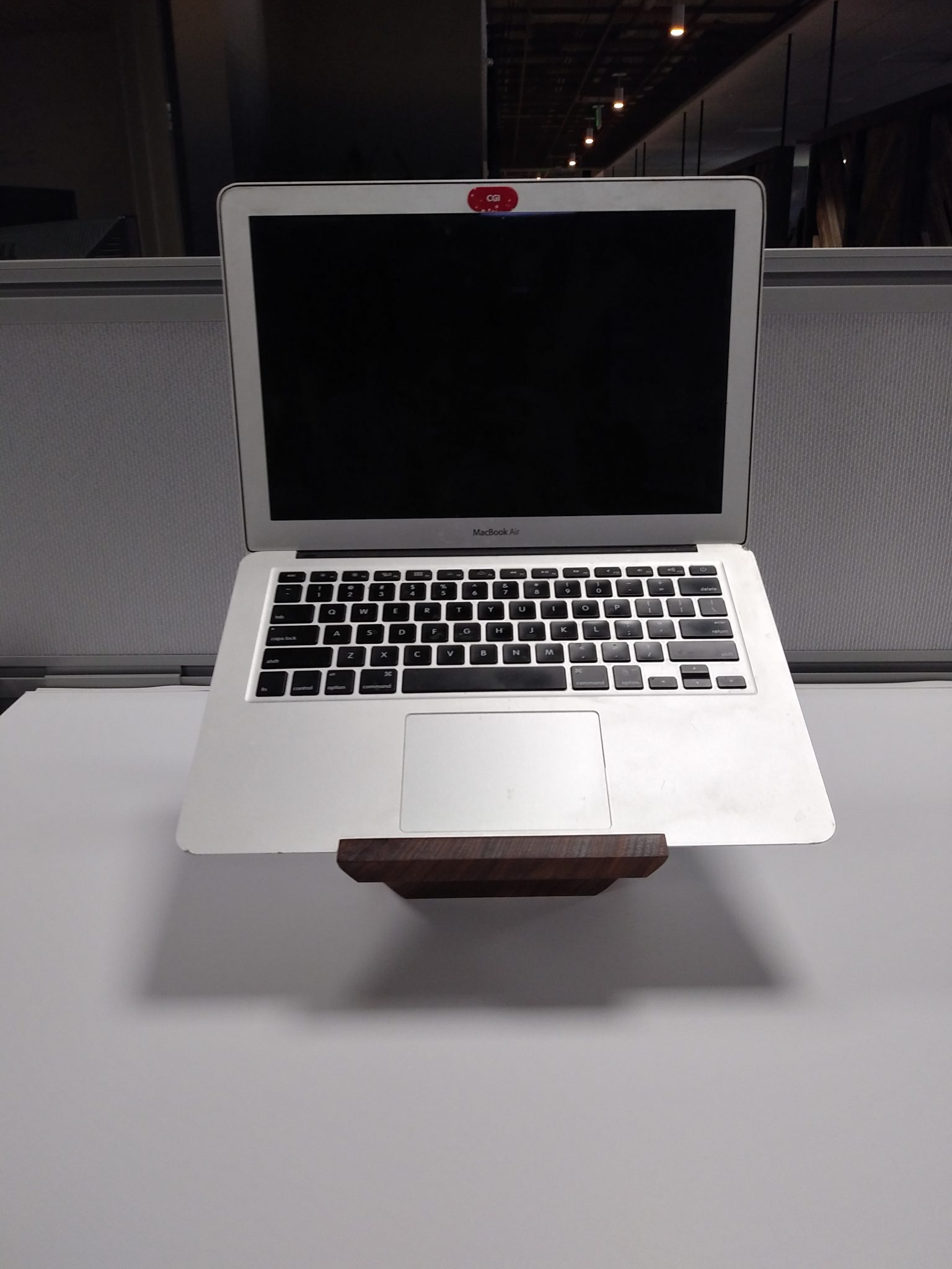 Yohann Macbook Pro Front Urbasm